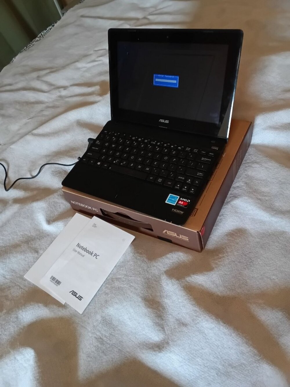 ASUS x102B Notebook Computer LOCKED w box and Power Cord